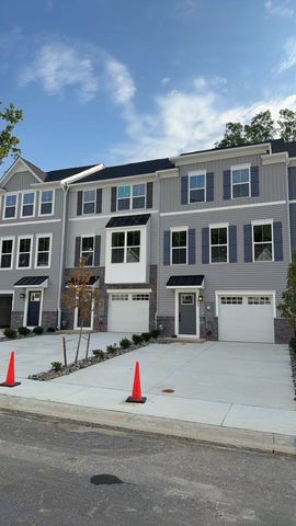 1853 Bergerac Ct, Newark, DE 19702