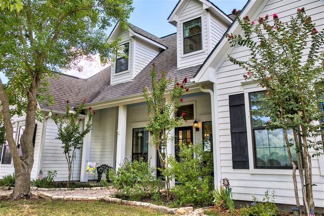 2701 Bluebonnet Blvd, Brenham, TX 77833