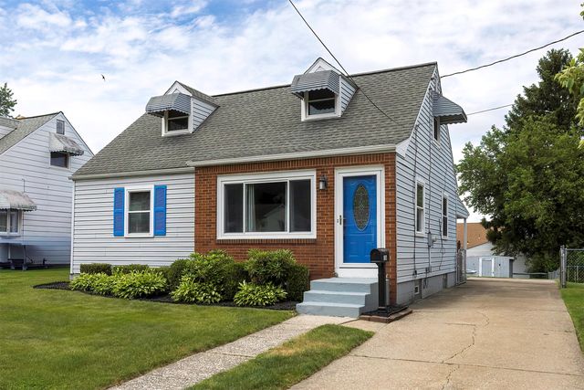 1134 W  41st St, Erie, PA 16509