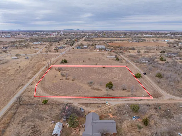 S  Blaine Street 3rd St #1-32, Hobart, OK 73651