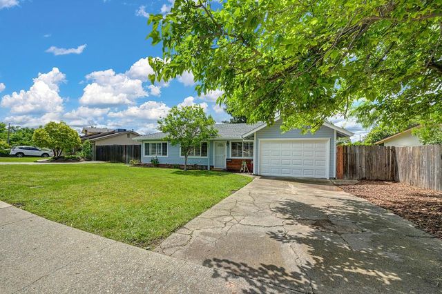 132 McKiernan Dr, Folsom, CA 95630