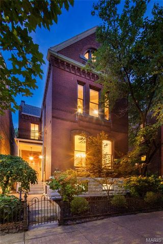 1920 Sidney St, Saint Louis, MO 63104