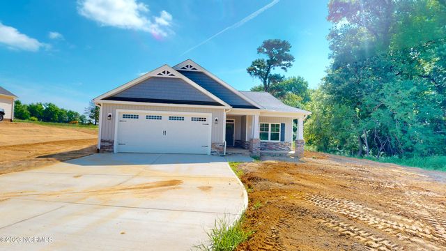 1518 Antioch Road, Pikeville, NC 27863