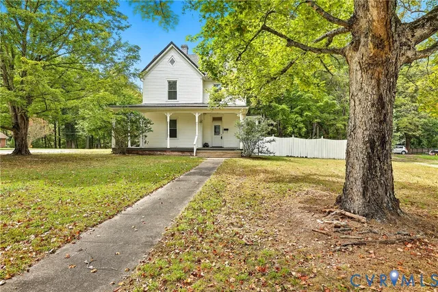 1022 S  Main St, Blackstone, VA 23824