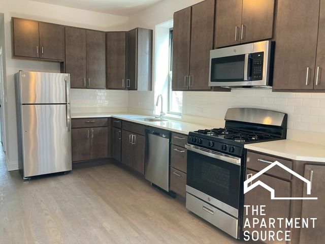 2350 N  Kimball Ave #2, Chicago, IL 60647