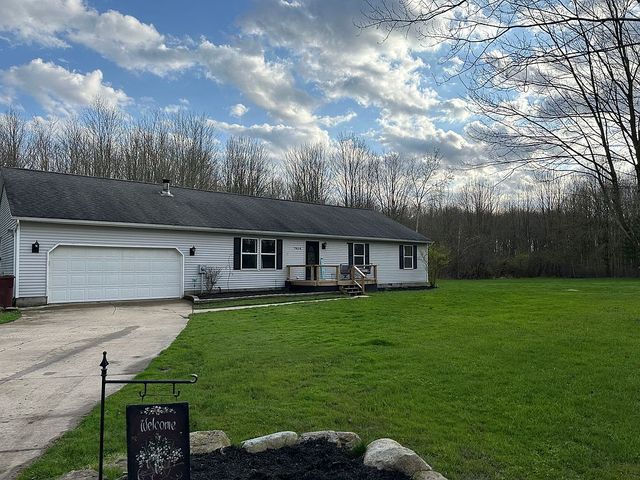 7414 Kniffen Rd, Painesville, OH 44077