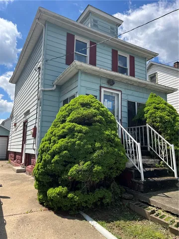 309 Crescent Ave, Ellwood city, PA 16117
