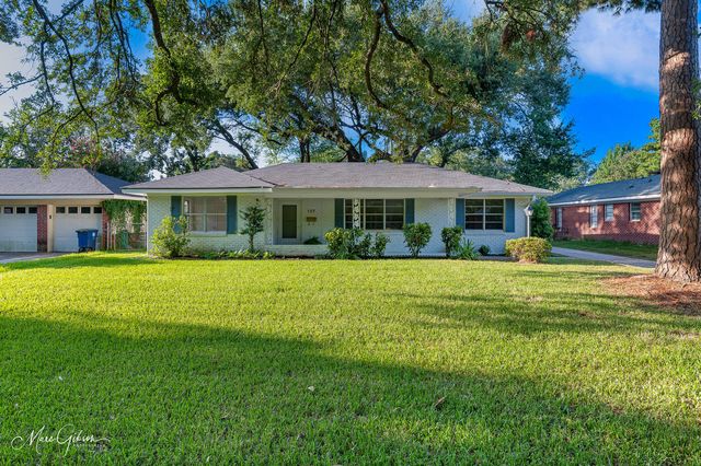 137 Lynn Ave, Fincastle, LA 71105