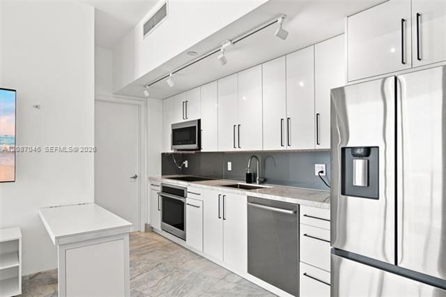 92 SW 3rd St #CU-5106, Miami, FL 33130