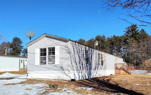 7 Brook Circle, Loudon, NH 03307