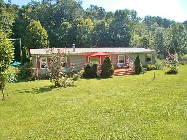 190 Saw Hill Rd, Claysville, PA 15323