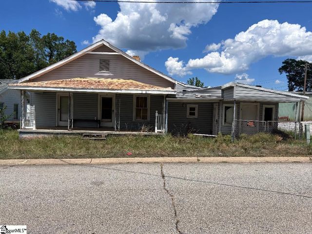 2 Verner Springs Rd, Greenville, SC 29609