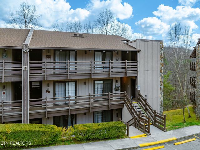 1081 Cove Rd #933, Sevierville, TN 37876