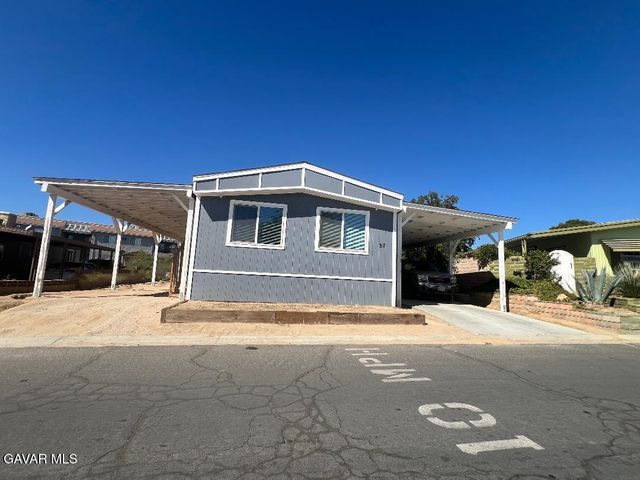 3300 15th St W #57, Rosamond, CA 93560