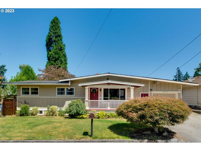 3377 SE Roswell St, Milwaukie, OR 97222