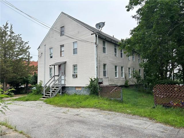 36 Taylor Ct, Willimantic, CT 06226