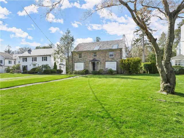 312 Central Parkway, Mount Vernon, NY 10552