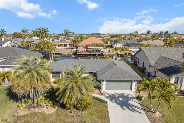 1409 SW 50th St, Cape Coral, FL 33914