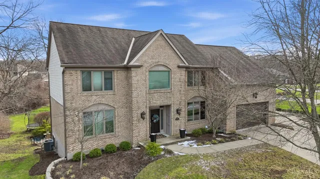 6716 Treeridge Dr, Cincinnati, OH 45244