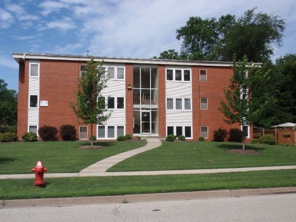 809 N  Fell Ave #9-11, Normal, IL 61761