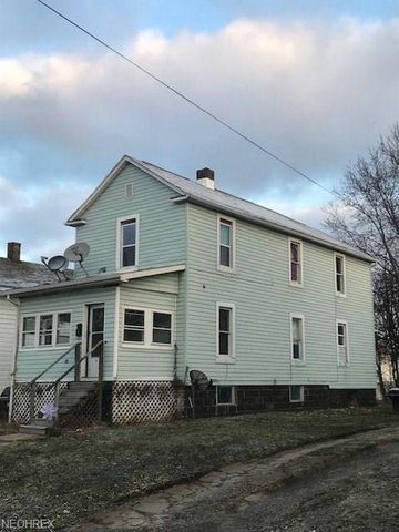 120 Tremble Ave, Campbell, OH 44405