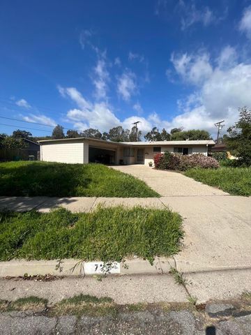 727 Willowglen Rd, Santa Barbara, CA 93105