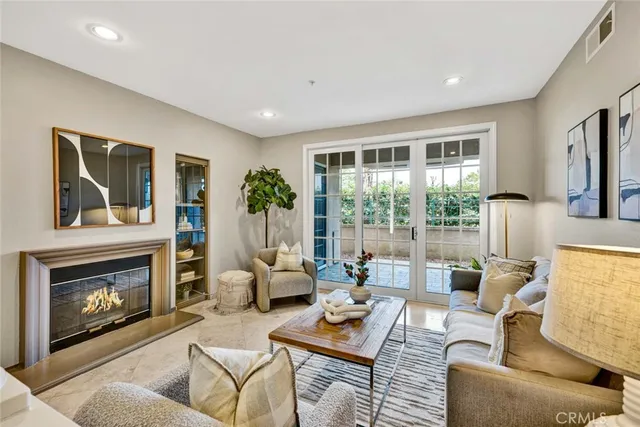 5142 Warner Ave #109, Huntington Beach, CA 92649