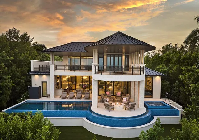 6 Sunrise Cay Dr, Key Largo, FL 33037