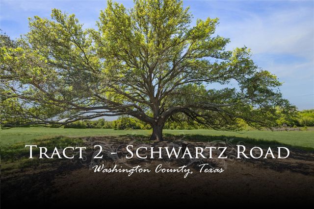 2 Schwartz Rd, Brenham, TX 77833