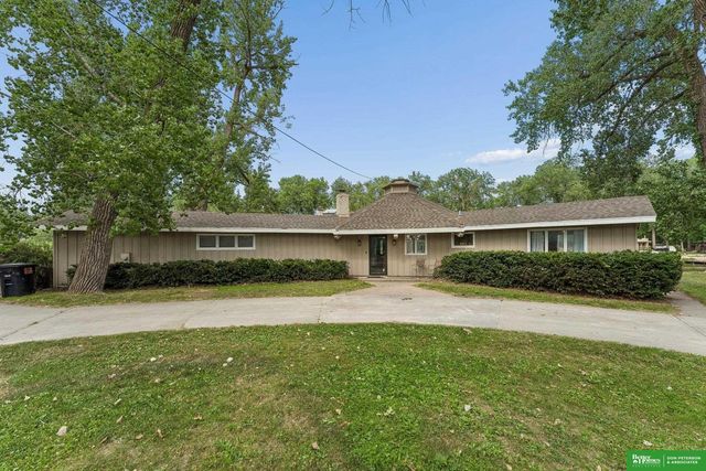 S1086 Timber Ln, Fremont, NE 68025