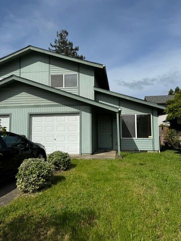 1330 Q St, Springfield, OR 97477