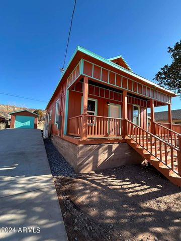 107 Campbell Ave, Bisbee, AZ 85603