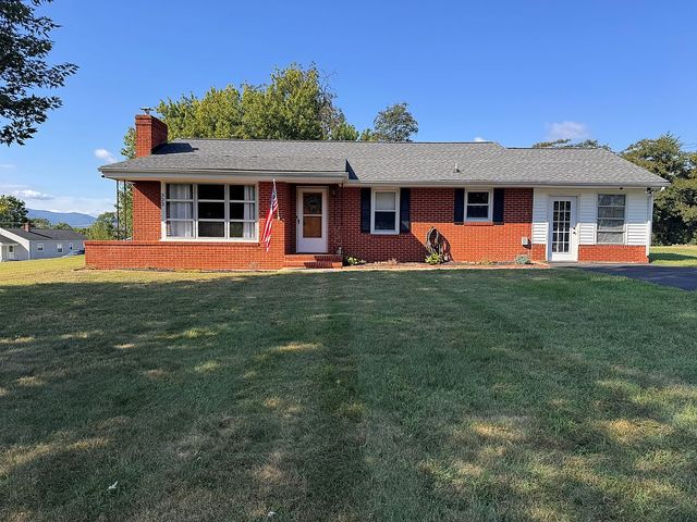 323 Florist Rd, Elkton, VA 22827