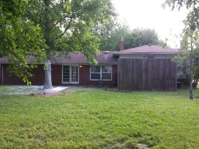 916 Park Rd, Anderson, IN 46011