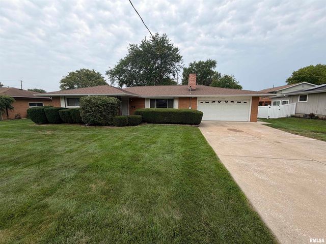 4725 N  Nelson Dr, Peoria, IL 61614