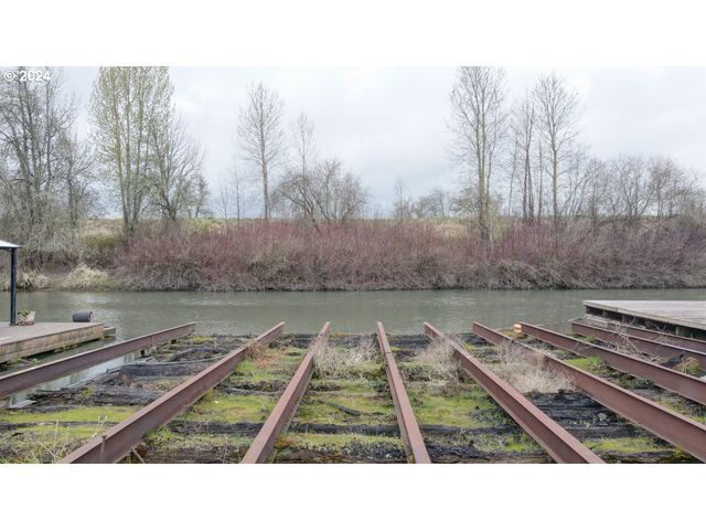 50776 Dike Rd #20, Scappoose, OR 97056