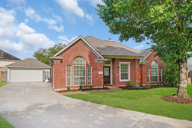 2704 Marble Creek Dr, Pearland, TX 77581