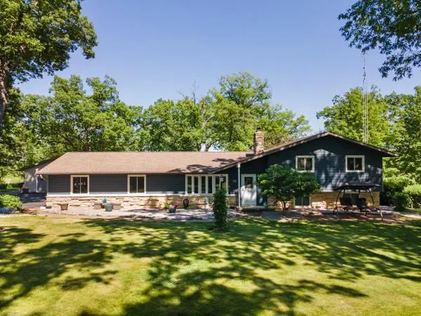 N5948 County Road S, Lake Mills, WI 53551
