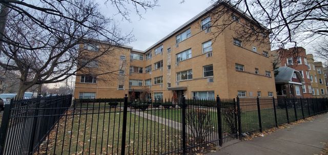 2201 W  Highland Ave #1, Chicago, IL 60659