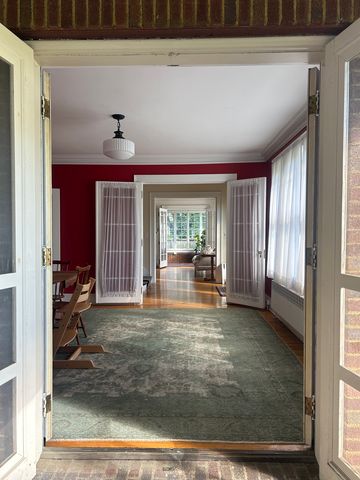 611 Glen St, Glens Falls, NY 12801