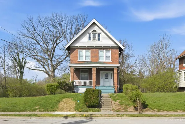 3443 Woodburn Ave, Cincinnati, OH 45207
