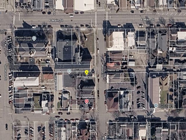 313 Walnut St, Madison, IN 47250
