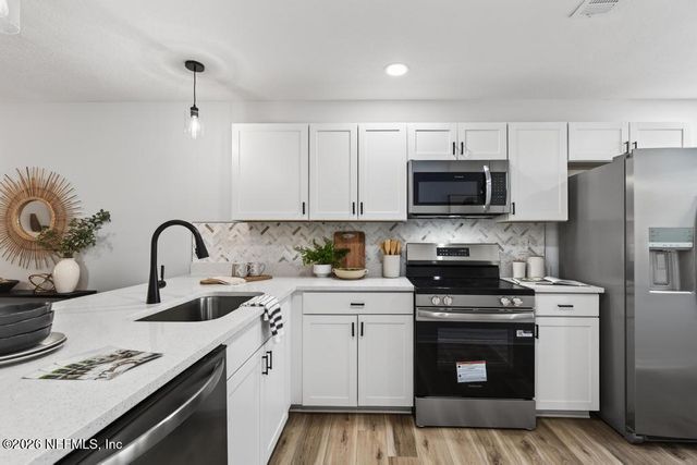 7701 BAYMEADOWS Circle W #1093, Jacksonville, FL 32256