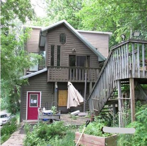 W3400 Green St, Maiden Rock, WI 54750