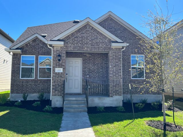222 Flowers Ave, Hutto, TX 78634
