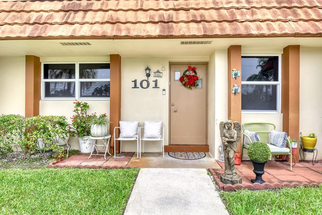 5780 W Fernley Drive #101, West Palm Beach, FL 33415