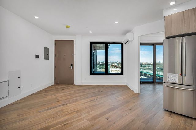 2345 60th St #6B, Brooklyn, NY 11204