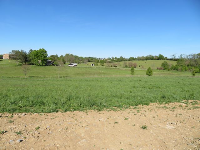 1030 Craig Crossing Rd, Winchester, KY 40391