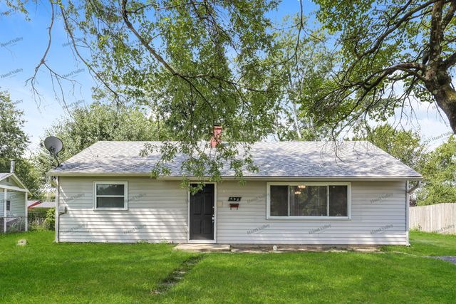492 Carol Dr, Greenwood, IN 46143