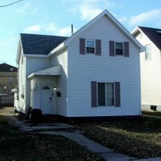 1111 University Ave, Grand Forks, ND 58203